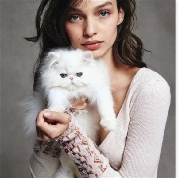 Free People We the Free Tie Dyed waffle Thermal with Embroidered Sleeves Size L - Picture 8 of 8